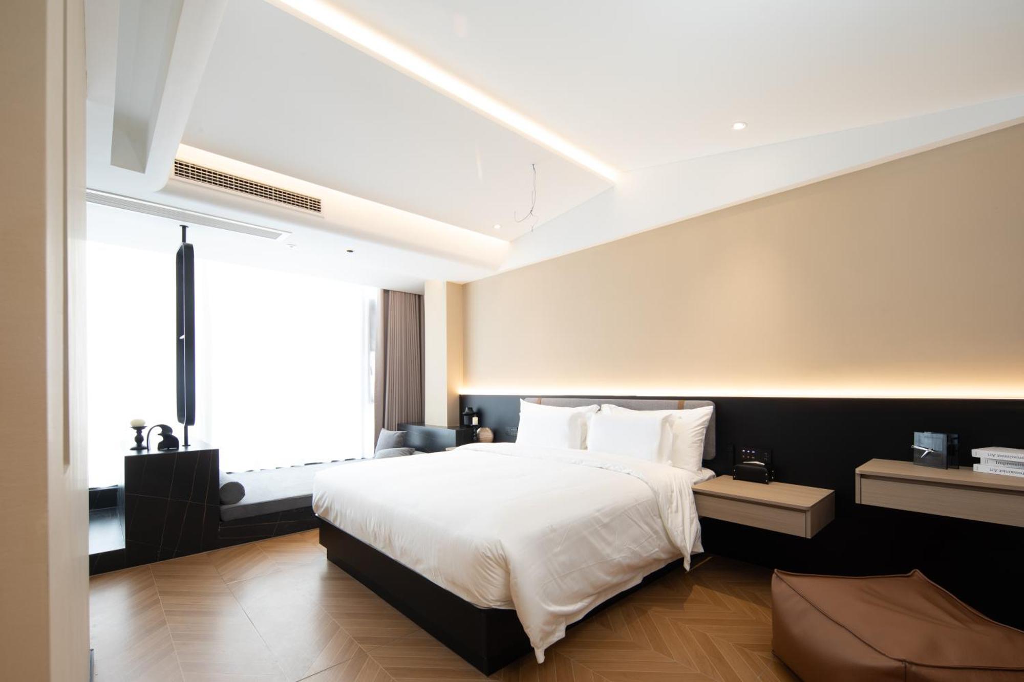 See You Soon At The Ritz Rose Summer Hotel Sanya Zewnętrze zdjęcie